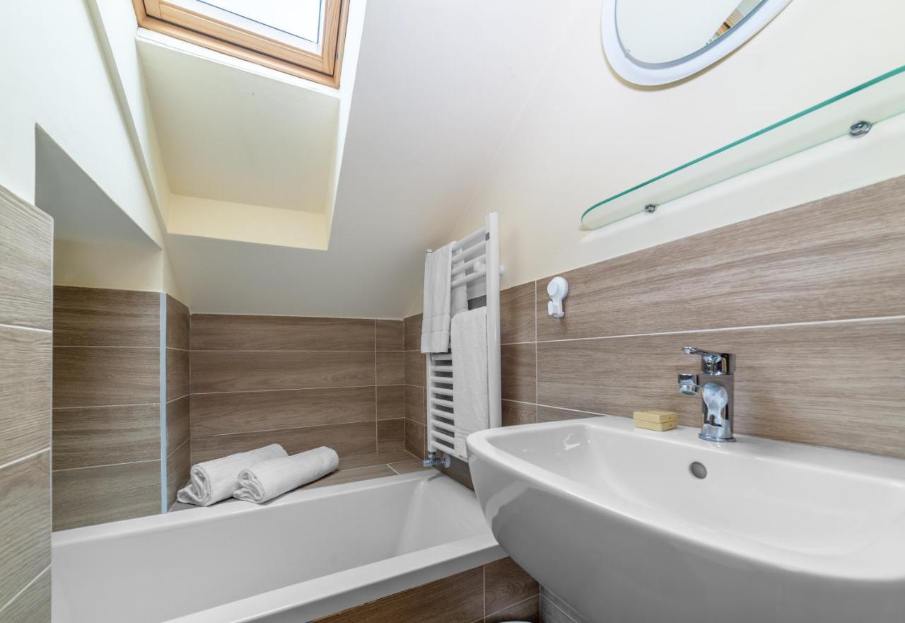 Brera - Sella Charme Apartment Castle View มิลาน ภายนอก รูปภาพ