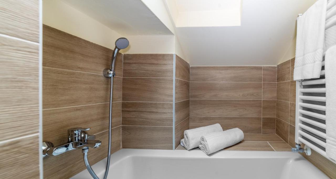 Brera - Sella Charme Apartment Castle View มิลาน ภายนอก รูปภาพ